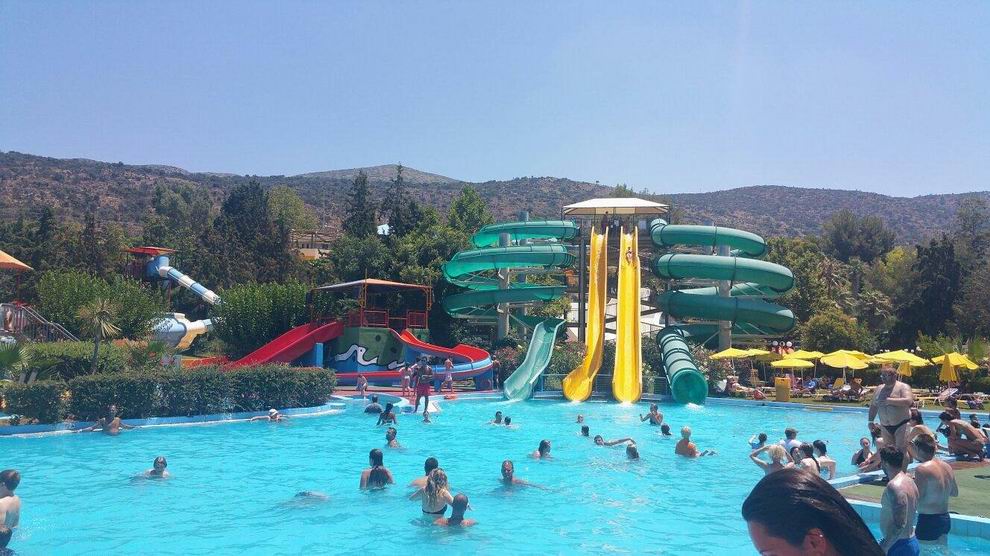 Acqua Plus Water Park
